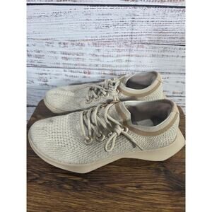 Allbird Wool Runners Beige Tan Knit Sneakers Shoes Women's size 10.5 (READ)